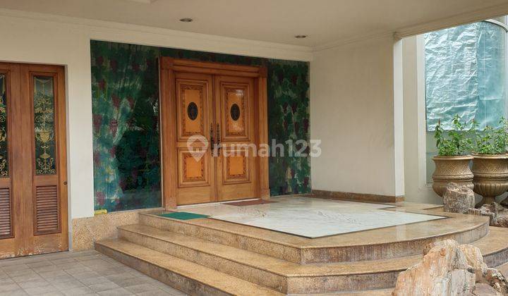 Rumah Classic Mewah Siap Huni di Taman Kebon Jeruk Intercon   1