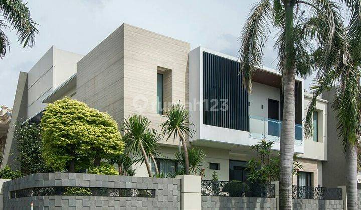 Rumah Mewah Modern Siap Huni di Green Garden Jakarta Barat 1