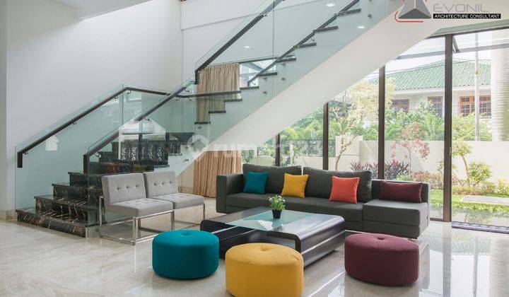 Rumah Modern Mewah Siap Huni di Green Garden Jakarta Barat  2