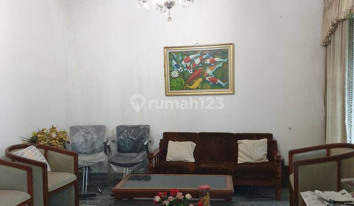 Rumah Lokasi Terbaik di Taman Kebon Jeruk Intercon Jakarta Barat  2