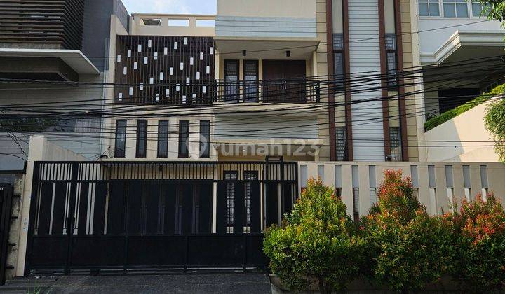 Rumah Siap Huni di Boulevard Green Garden Jakarta Barat 1