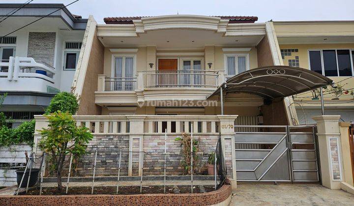 Rumah Garden View Siap Huni di Green Garden Jakarta Barat  1