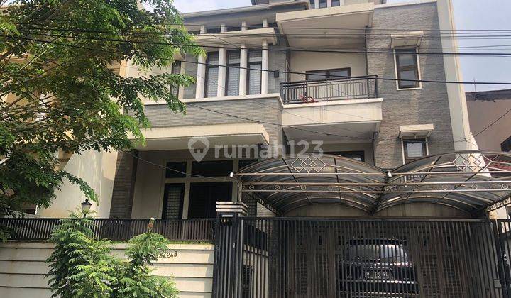 Rumah Modern Siap Huni di Sunrise Garden Jakarta Barat  1