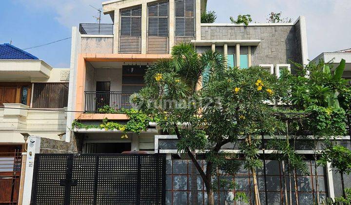 Rumah Modern Siap Huni Di Green Garden Jakarta Barat  1