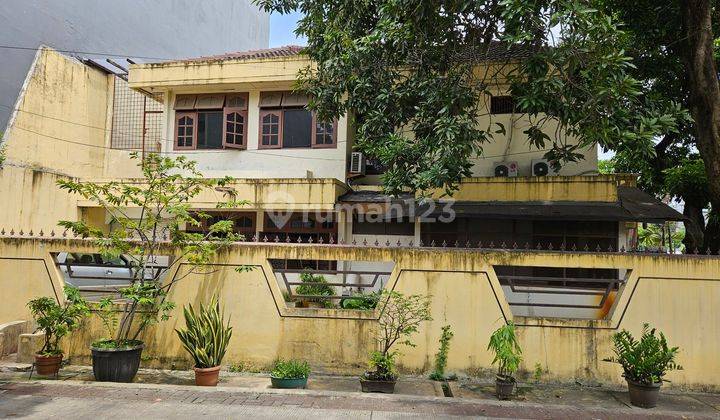 Rumah Hitung Tanah Lokasi Terbaik di Green Garden Jakarta Barat  2