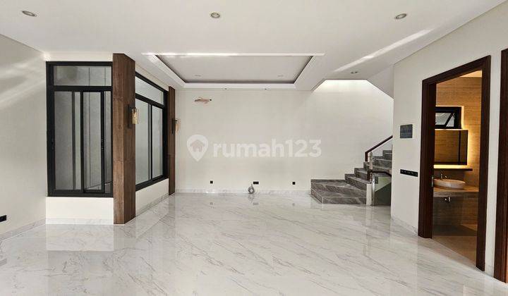 Rumah Modern Siap Huni di Permata Buana Jakarta Barat 2