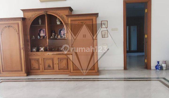 Rumah Mewah Siap Huni Di Taman Kebon Jeruk Intercon Jakarta Barat  2