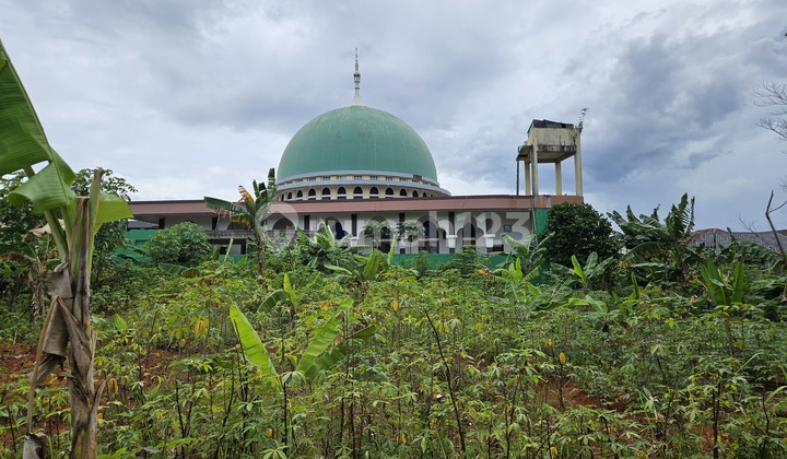 Land next to Latifah Yusuf Grand Mosque Depok West Java