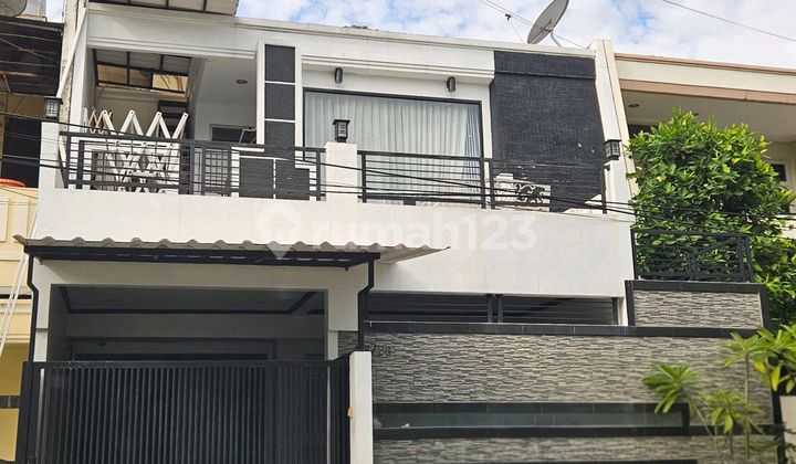 Rumah Modern Siap Huni di Green Garden Jakarta Barat