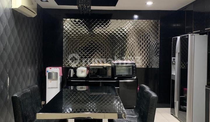 Rumah Modern Siap Huni di Green Garden Jakarta Barat 2