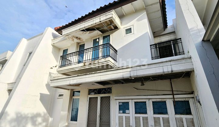 Rumah di Permata Buana Jakarta Barat 1