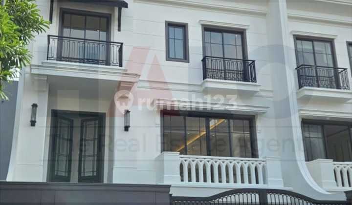 Brand New Modern American House in Permata Buana, West Jakarta