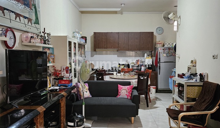 Rumah Di Tanjung Duren Selatan Jakarta Barat  2