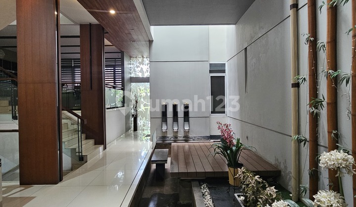 Rumah Modern di Taman Permata Buana Jakarta Barat 2