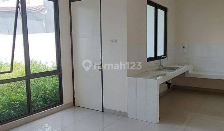 Dijual murah rumah 2lantai dicluster elit Citra Raya 2