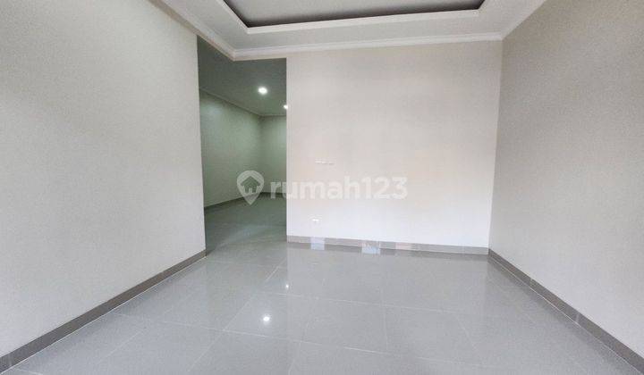 Dijual rumah 2lantai Citra Raya full renov 2