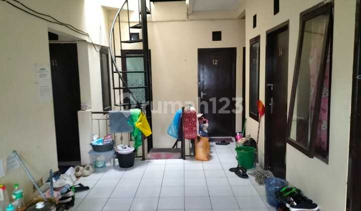 foto lainnya dijual rumah kost aktif dekat