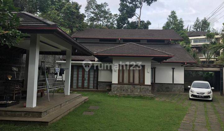 Rumah Kebun Besar Ada Kolam Renang, Di Hegarmanah Setiabudi  2