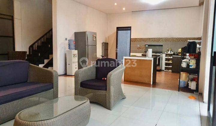 Rumah di Ciumbuleuit Dekat Kampus Unpar, Kampus Itb, Hegarmanah 