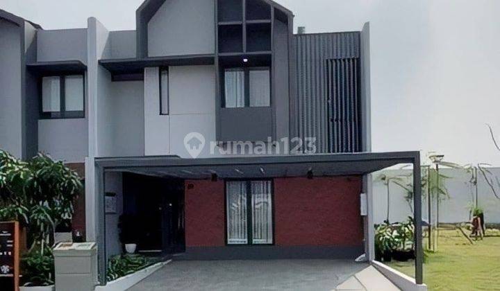 Rumah 2 Lantai di Summarecon, Dekat Masjid Al Azhar Bandung 1