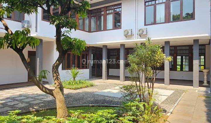 Rumah Nyaman Dan Luas di Mainroad Setraduta Bandung Utara 1