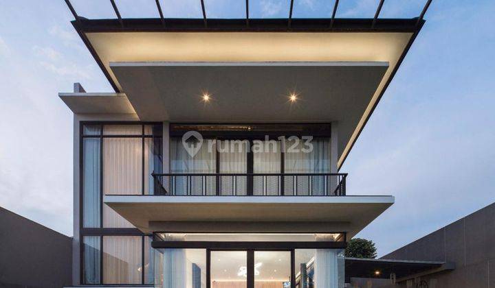 Rumah Mewah Tropical Bonus Furnish Setiabudi, Komplek Budi Indah 2