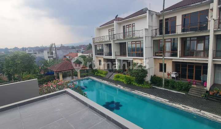 Rumah Baru 3 Lantai di Setra Duta Bandung - Ada Kolam Renang, Rooftop. Dekat Tol Pasteur 2