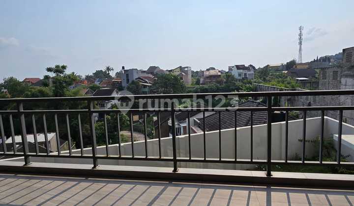 Rumah Villa Bs Airbnb, Kamar Lengkap Wc Dalam Di Setraduta, Pasteur Bandung Utara. Dekat Kampus, Tol, Rshs 13