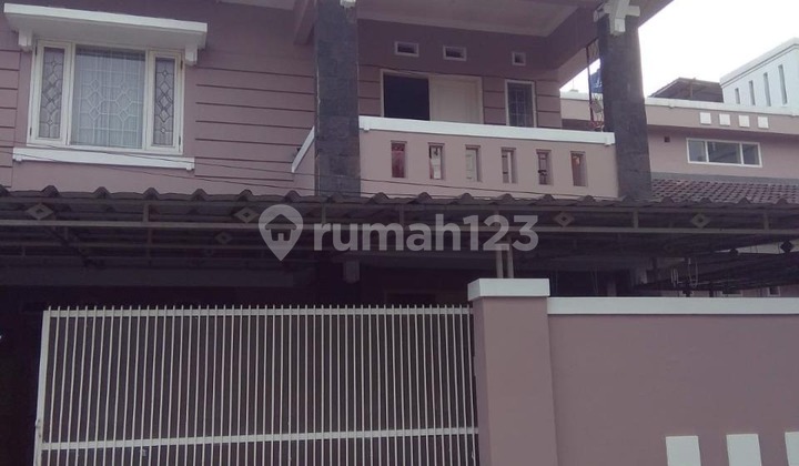 Rumah Nyaman Strategis 2 Lantai Cocok Untuk Kos Kosan di Jalan Turangga, Bandung Rumah Nyaman Strategis 2 Lantai Cocok Untuk Kos Kosan di Jalan Turangga, Bandung
