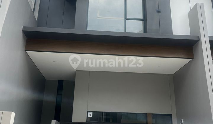 Rumah Modern Minimalis di Setra Duta Hadap Selatan, Hanya 2 Unit! Rumah Modern Minimalis di Setra Duta Hadap Selatan, Hanya 2 Unit!