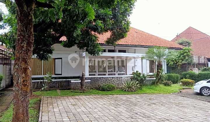 Rare Opportunity! Rumah Hitung Tanah di Kawasan Premium Riau Bandung