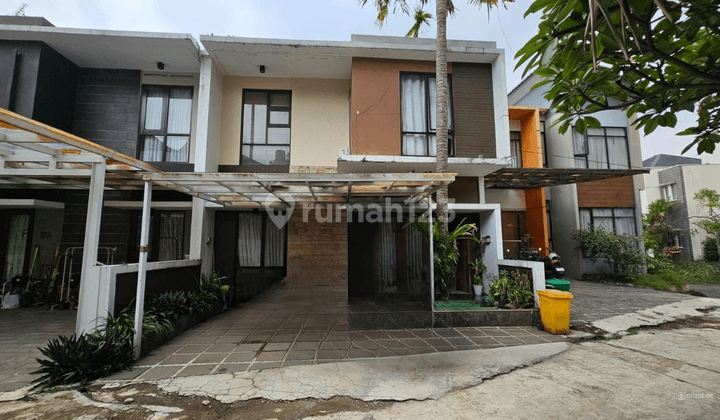 Rumah Minimalis Modern Siap Huni di Komplek Prv Gegerkalong, Bandung 1