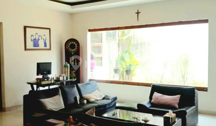 Rumah Lux 1 Lantai Full Furnished di Setramurni, Bandung – Tanah Luas & Siap Huni 2