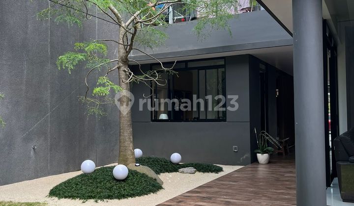 Modern Semi-Furnished Ready-to-Live House in Grand Nayapati KBP - New Parahyangan City!
