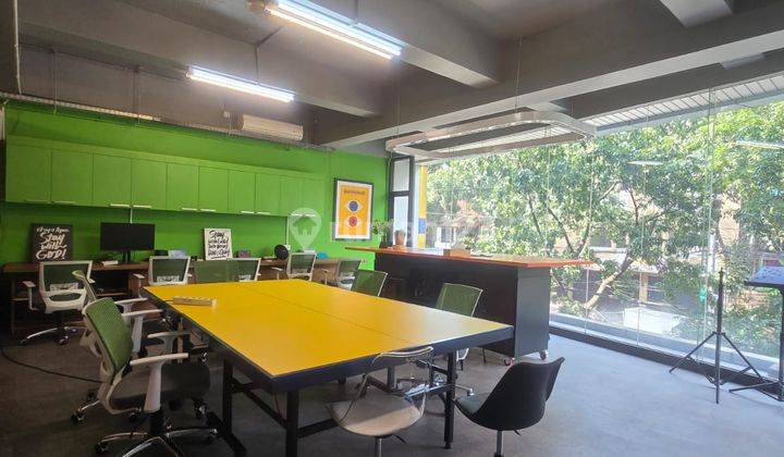 Dijual Tempat Usaha Cocok Untuk Kantor, Resto, Showroom di Moch Toha Bandung Kota. 15 Menit dari Tol 1