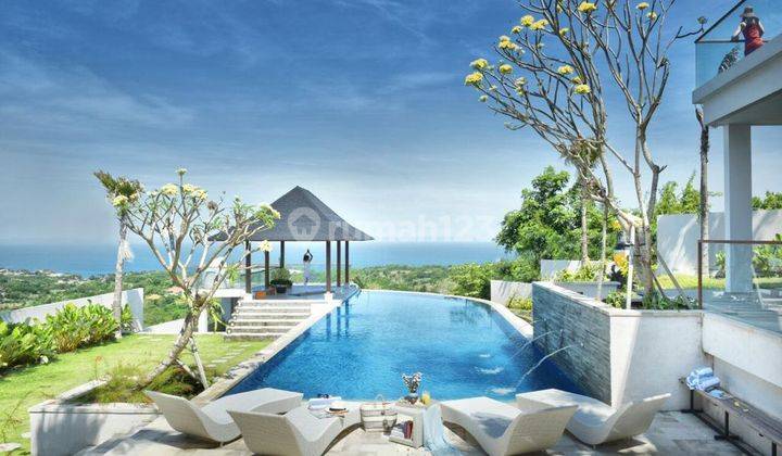 Villa Luas Ada Pool, View Ocean di Pecatu Bali 1