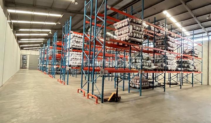 Sewa Gudang Siap Pakai di Kawasan Industri Taman Kopo Indah – Full Rak, Kantor 2 Lantai, Akses Container 40 Ft