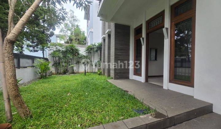 Rumah Terawat Dan Asri, Semi Furnished di Setraduta, Dekat Tol Dan Rshs 2