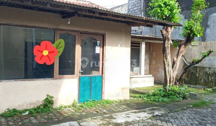 Tanah di Jln.Kaliurang dkt UGM, dlm Ringroad.Bonus rumah.LT 253 m2, Ld 16.5 meter.Harga Rp 8,25 jt/meter. 3