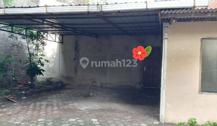 Tanah di Jln.Kaliurang dkt UGM, dlm Ringroad.Bonus rumah.LT 253 m2, Ld 16.5 meter.Harga Rp 8,25 jt/meter. 4