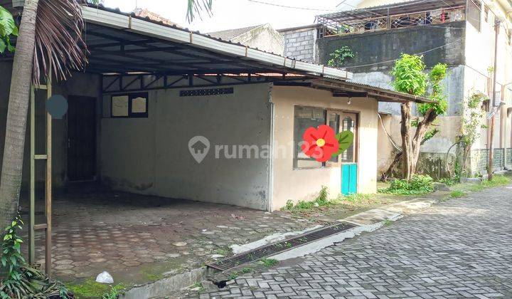 Tanah di Jln.Kaliurang dkt UGM, dlm Ringroad.Bonus rumah.LT 253 m2, Ld 16.5 meter.Harga Rp 8,25 jt/meter. 5
