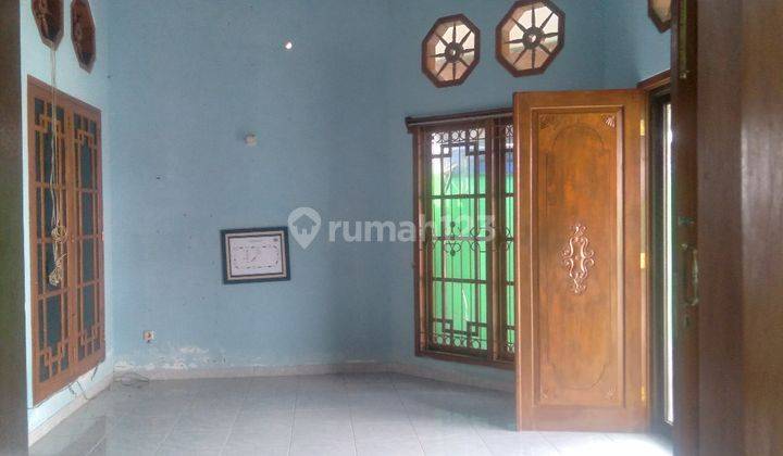 Rumah di Caturtunggal, halaman dpn luas & halaman blkg. Cck untuk usaha.Area bisnis & komersil. 5