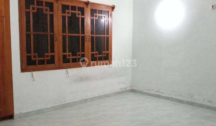 Rumah di Caturtunggal, halaman dpn luas & halaman blkg. Cck untuk usaha.Area bisnis & komersil. 14