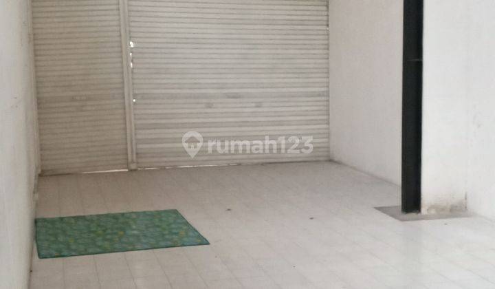 Gudang siap pakai di Maguwoharjo lengkap dg kantor. 12