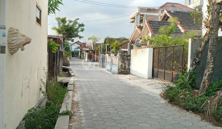 Gudang siap pakai di Maguwoharjo lengkap dg kantor. 13