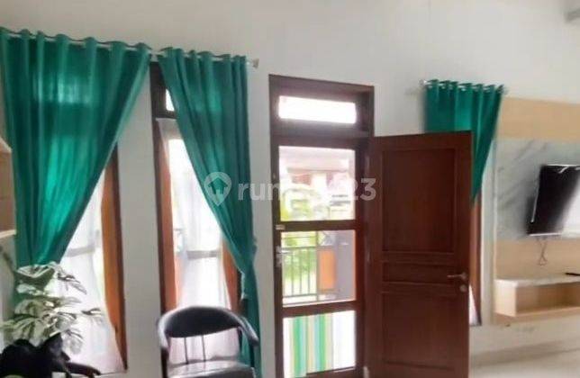 Rumah 2 lantai full furnished di timur PLN Gedongkuning. 2