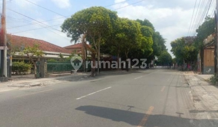 Rumah Asri Dg Pekarangan Belakang Luas. Lokasi Ditengah Kota Yogyakarta, Area Komersil & Bisnis. Kemana2 Dekat. 2