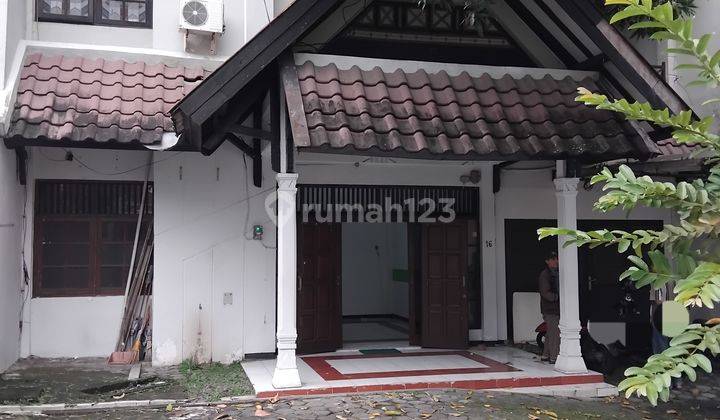 Rumah Di Tengah Kota Yogyakarta, Siap Pakai. Cck Untuk Kantor, Bimbel, Cafe. 2