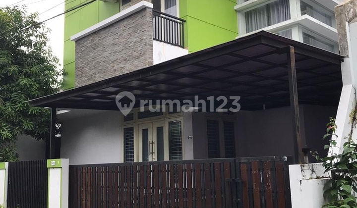 Rumah 2 LT Furnished, di Utara Tugu Yogyakarta, Dekat Hotel Tentrem. Rumah 2 LT Furnished, di Utara Tugu Yogyakarta, Dekat Hotel Tentrem.