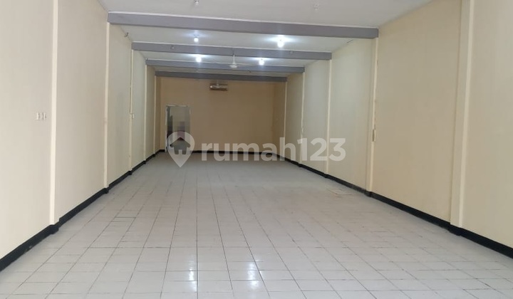 1-Story Shop House Ready to Use, North of UGM, UNY, Sanata Dharma Campuses. Business & Commercial Area. 2